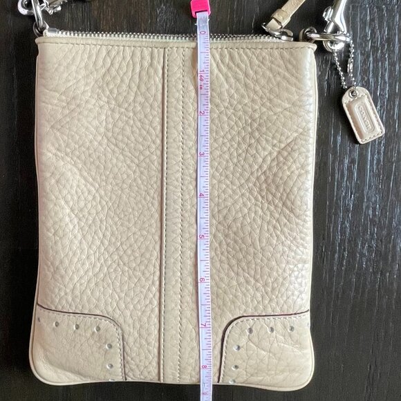 Coach Swingpack Crossbody Messenger Bag No.L05S-9760 - Picture 5 of 15